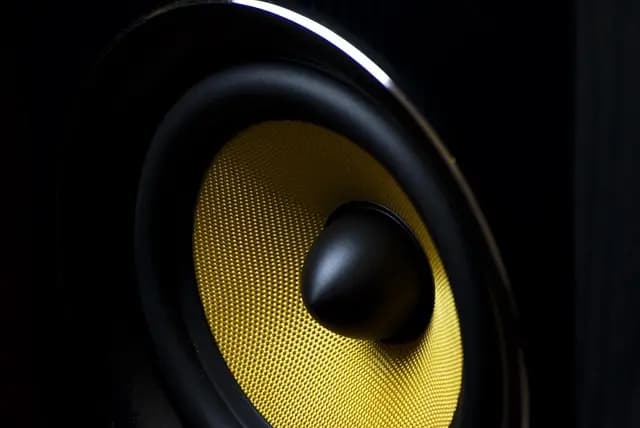 Best HiFi Bookshelf Speakers - Expert Buying Guide