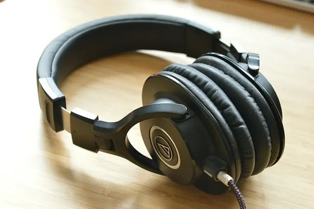 Best HiFi Headphones Buying Guide